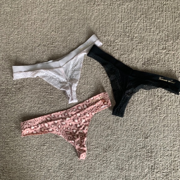 Victoria’s Secret NWOT Thong Panties - Picture 1 of 2